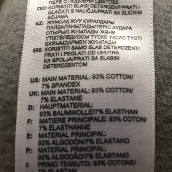 Adidas Cropped Top - Long Sleeve (XS) - Picture 9 of 9